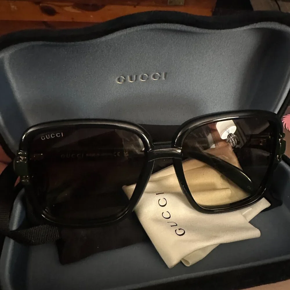 Dark green Square Gucci Sunglasses with dust bag and velvet case - Picture 4 of 9